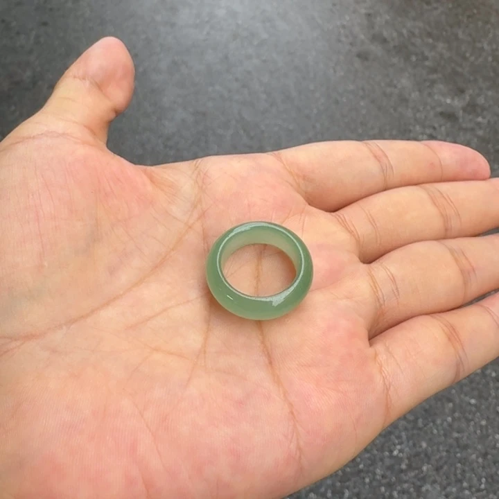 石英质玉未镶嵌戒指