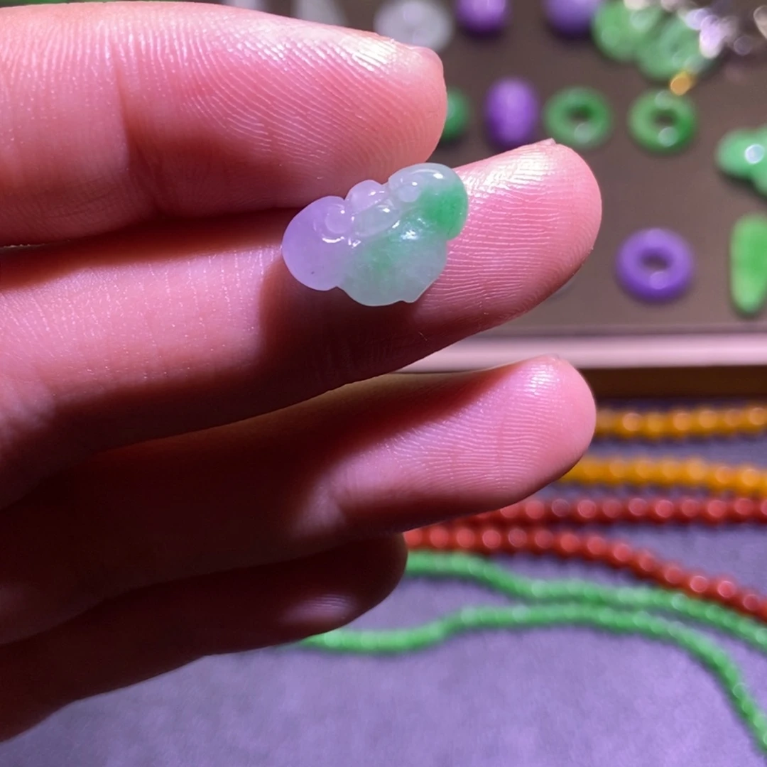 颈饰未镶嵌翡翠吊坠