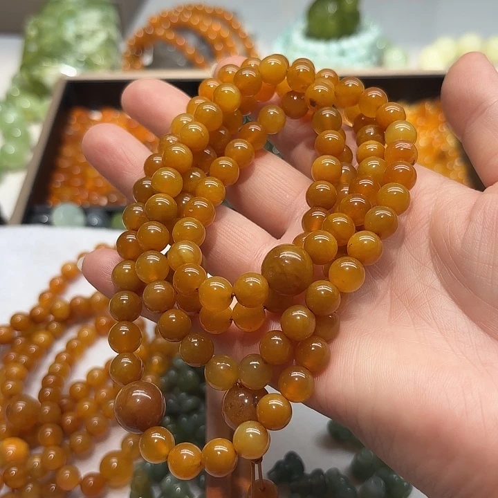 温***暖蛇纹石玉未镶嵌手串