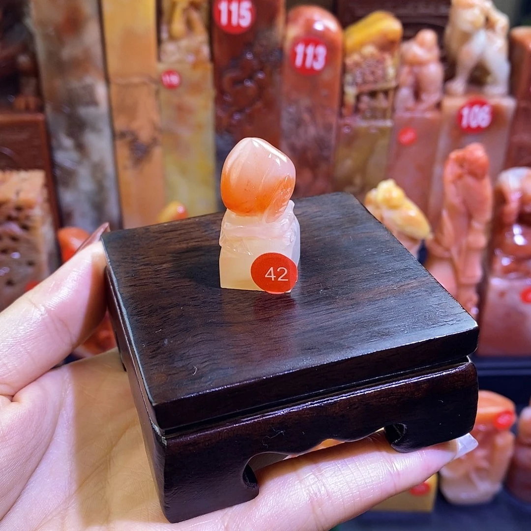 桃子手工雕刻1.5✖️1.5含刻字