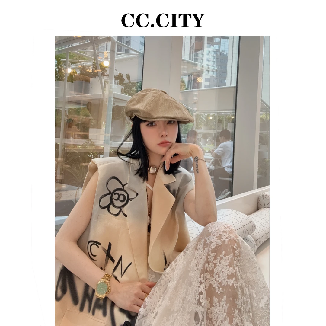 【蔡丽丽 & 添羽 】时尚洋气个性重工涂鸦西装马甲6x808