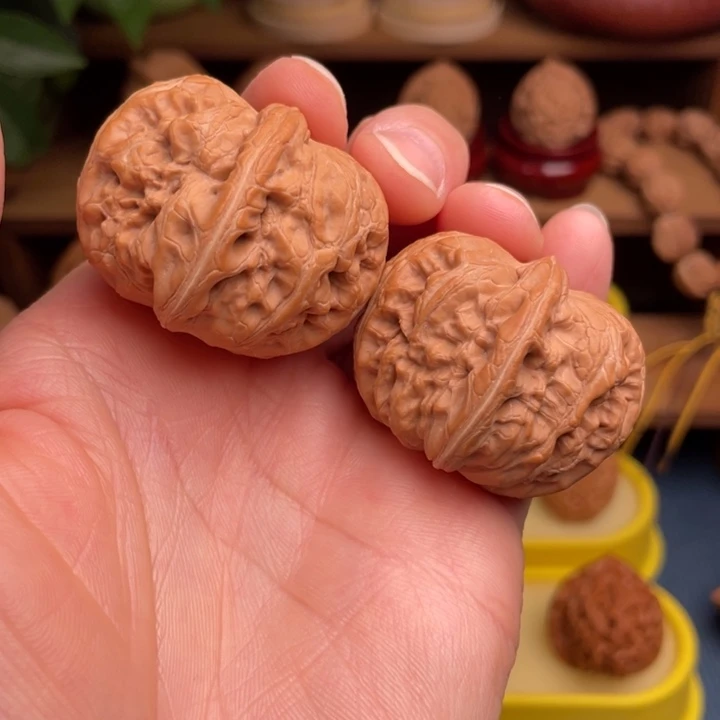 文玩核桃把件元宝41