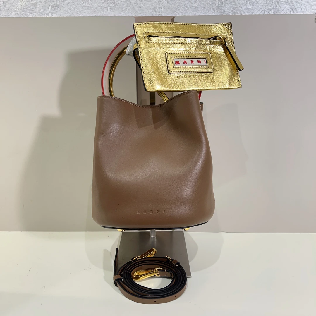 95新 MARNI 玛尼水桶包a8765