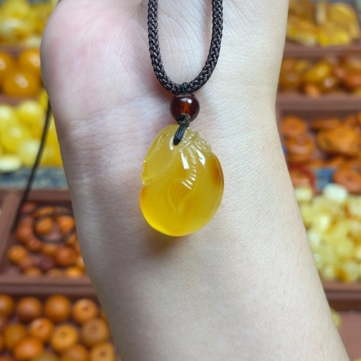 蜜蜡未镶嵌珠宝奇石天然琥珀蜜蜡俏色钱袋吊坠项链微微瑕