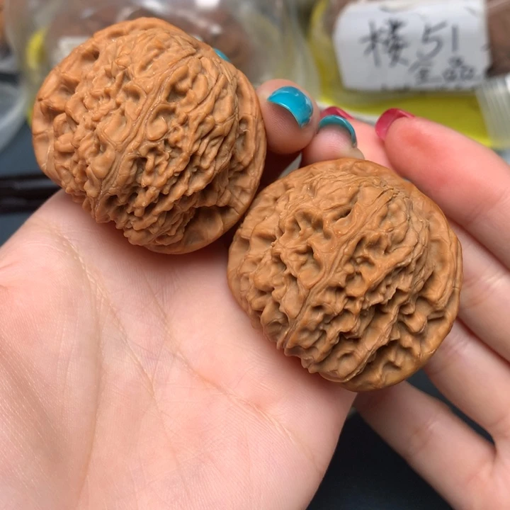 文玩核桃把件45-31962-0