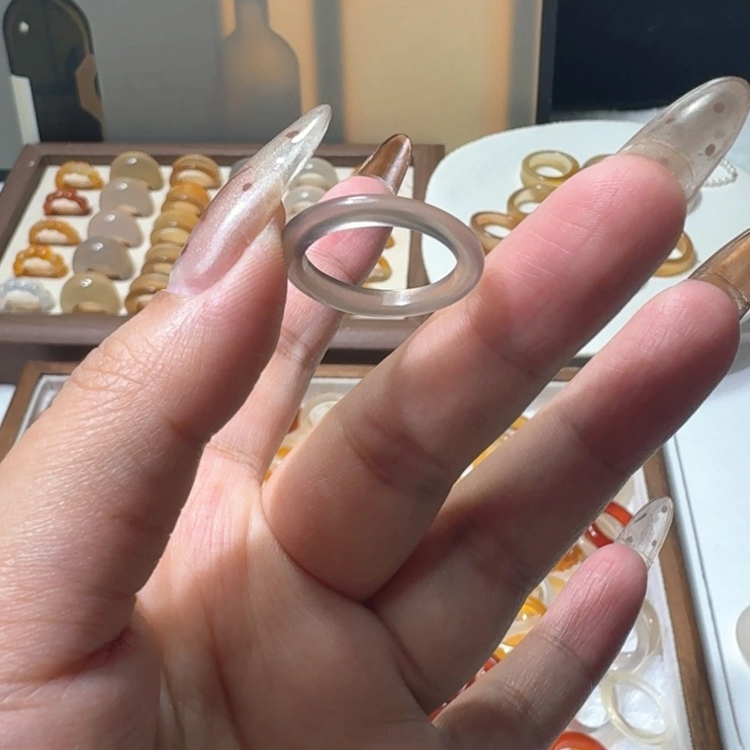 未镶嵌戒指玛瑙/玉髓315港15