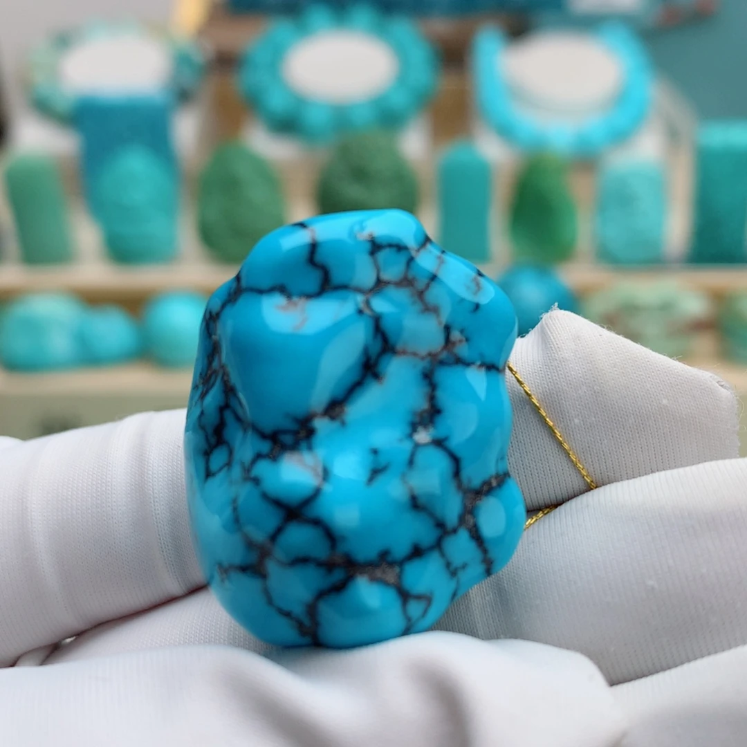 绿松石未镶嵌挂件