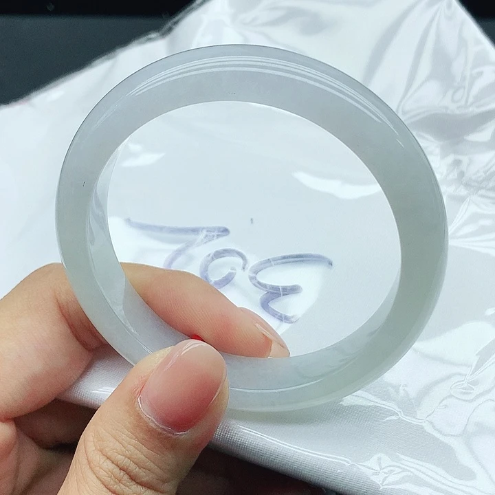 未镶嵌手镯翡翠302