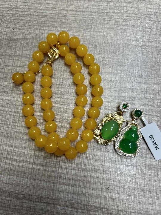 小蕊寻翡-玛瑙吊坠 长串随机发其一