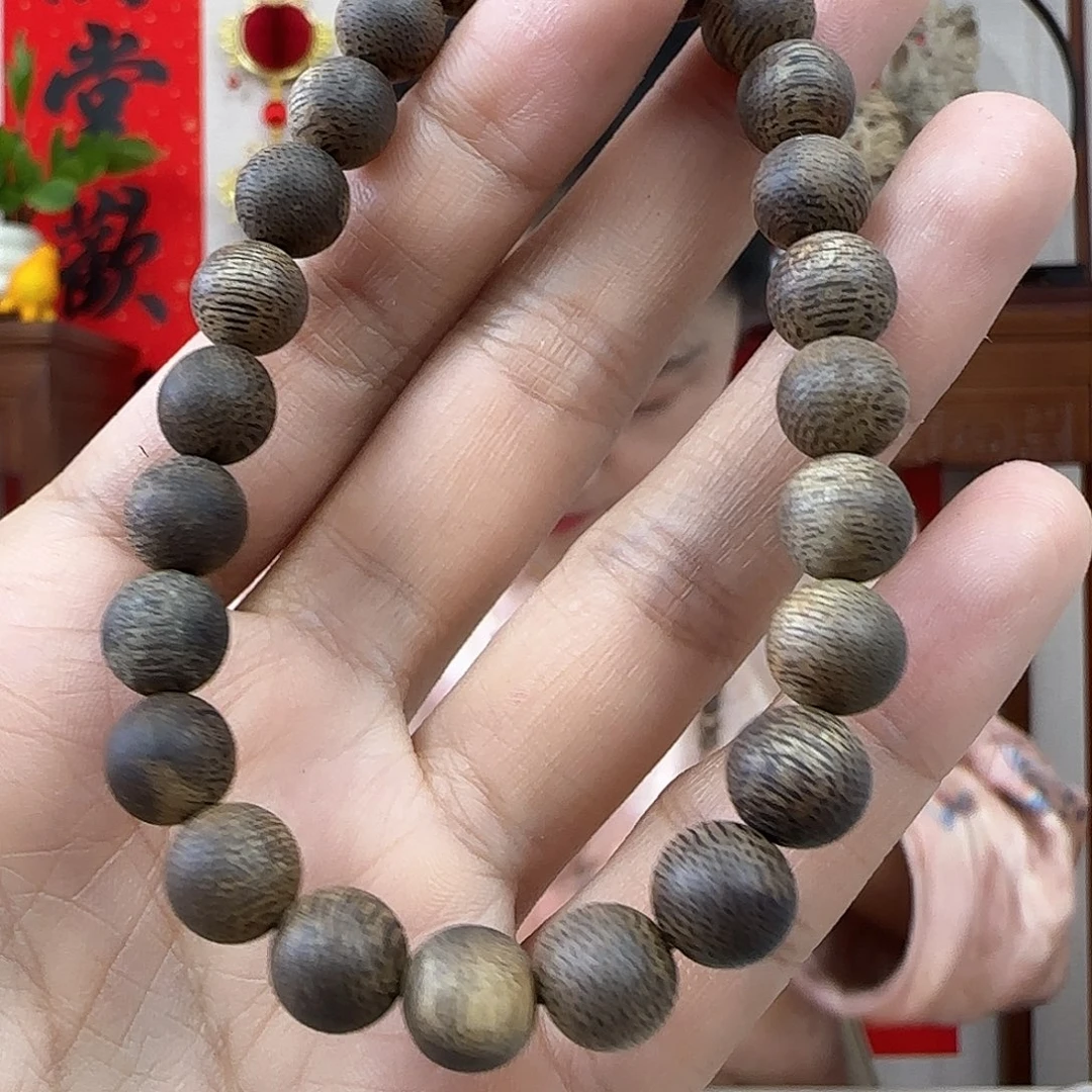 沉香手串ゞ****乄海南虫漏结黑油圆珠单圈手串0.8