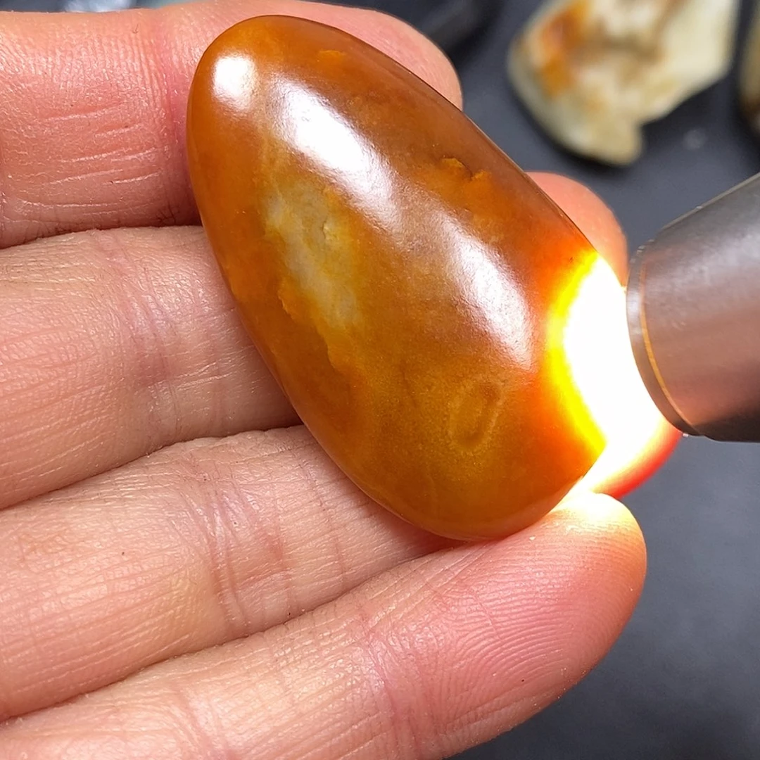 和田玉未镶嵌珠宝奇石