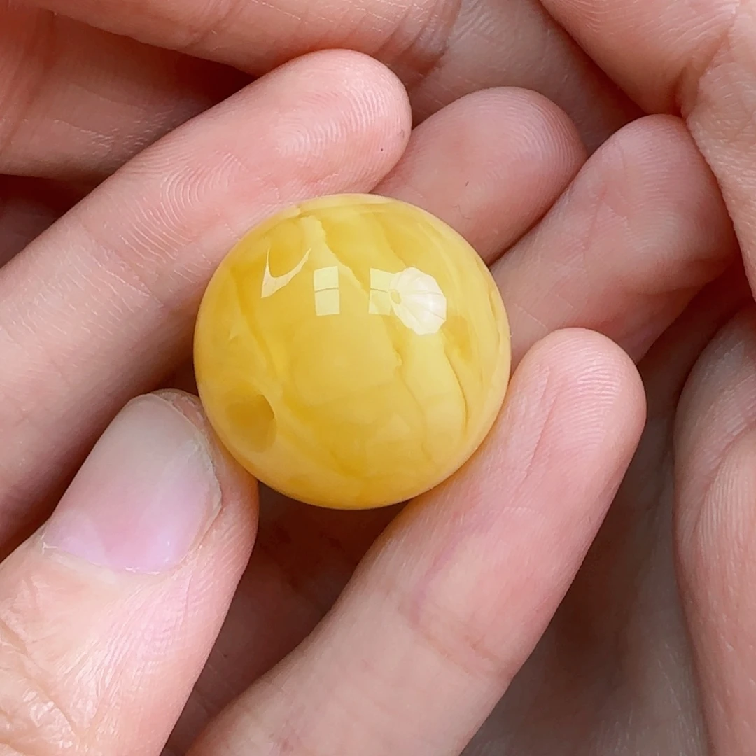 蜜蜡未镶嵌珠宝奇石