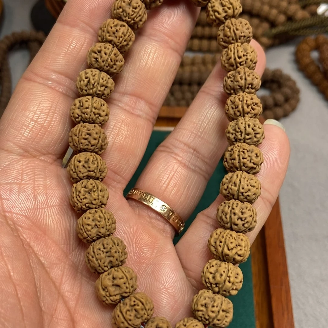 金刚菩提手串全品无黄凹底梅花手持