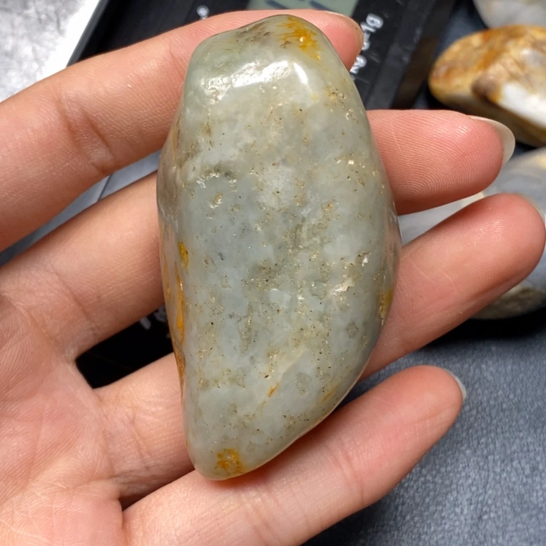 和田玉（糖玉）未镶嵌挂件