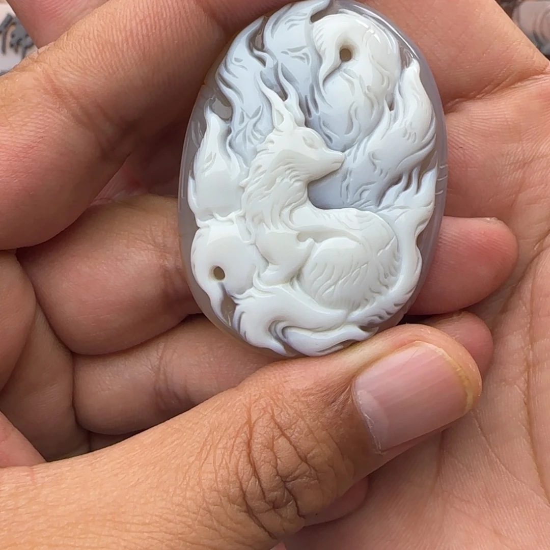 肉***娘玛瑙/玉髓未镶嵌颈饰