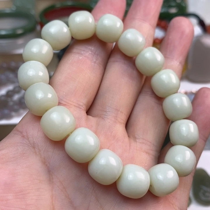 手链未镶嵌和田玉