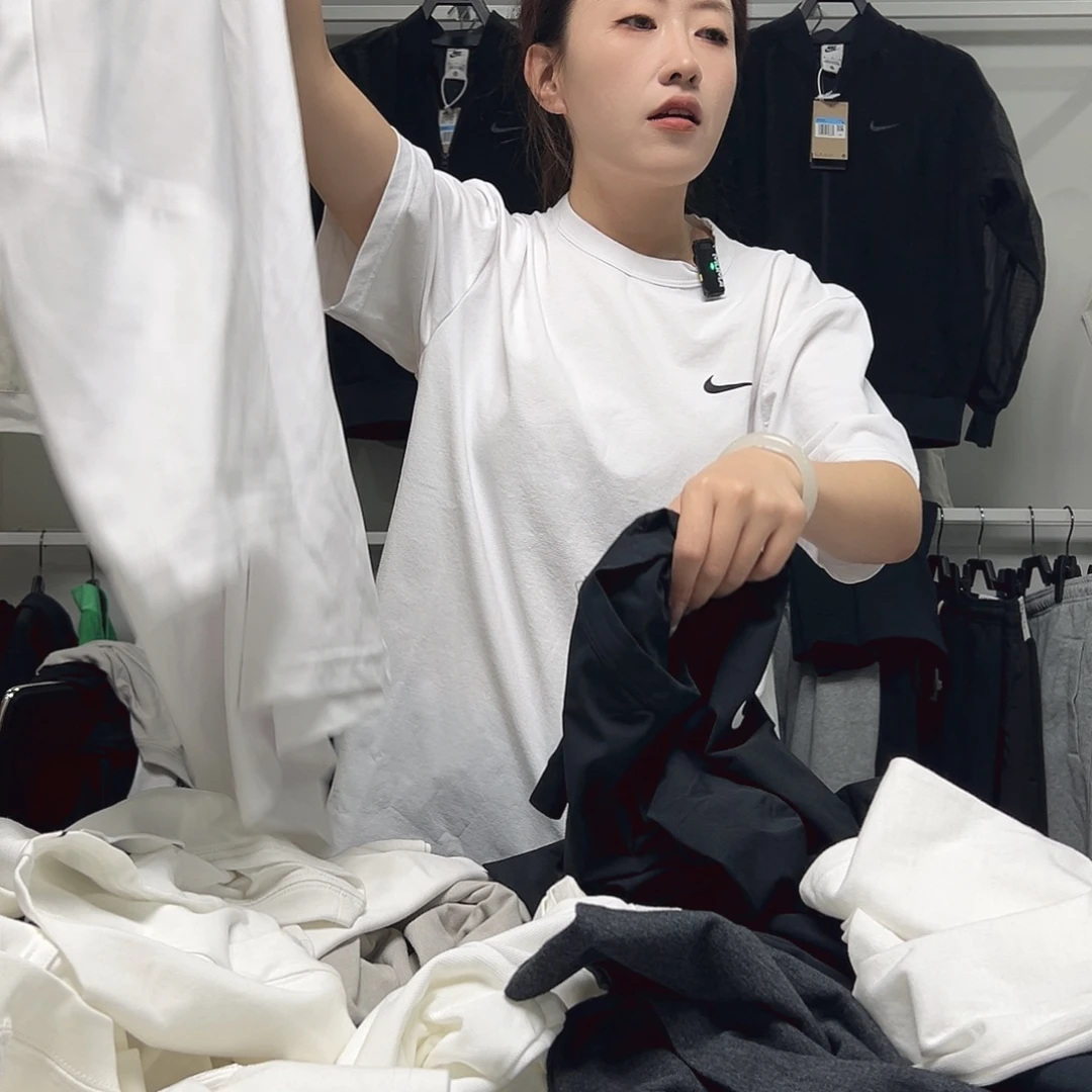 速干白，M，120-135。不退换