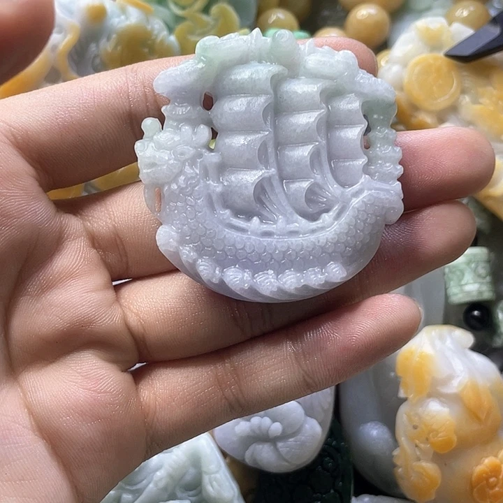 定制翡翠未镶嵌天然翡翠