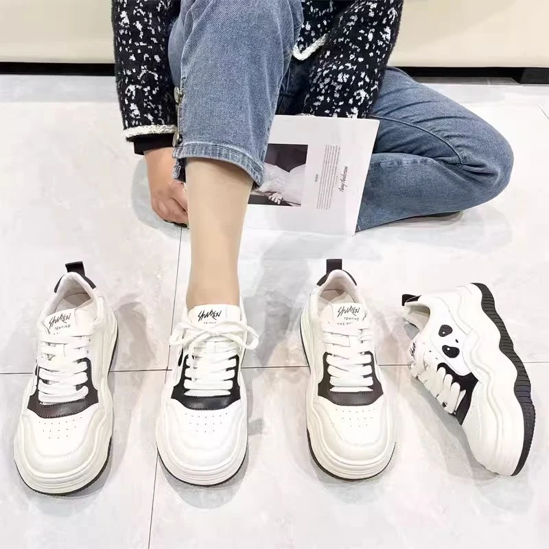 爆款厚底小白鞋女新款春秋女鞋系带百搭圆头运动休闲板鞋9100-1