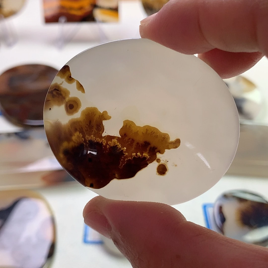 玛瑙/玉髓未镶嵌珠宝半成品