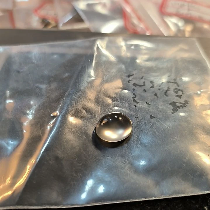 旅***程未镶嵌戒面石英岩玉
