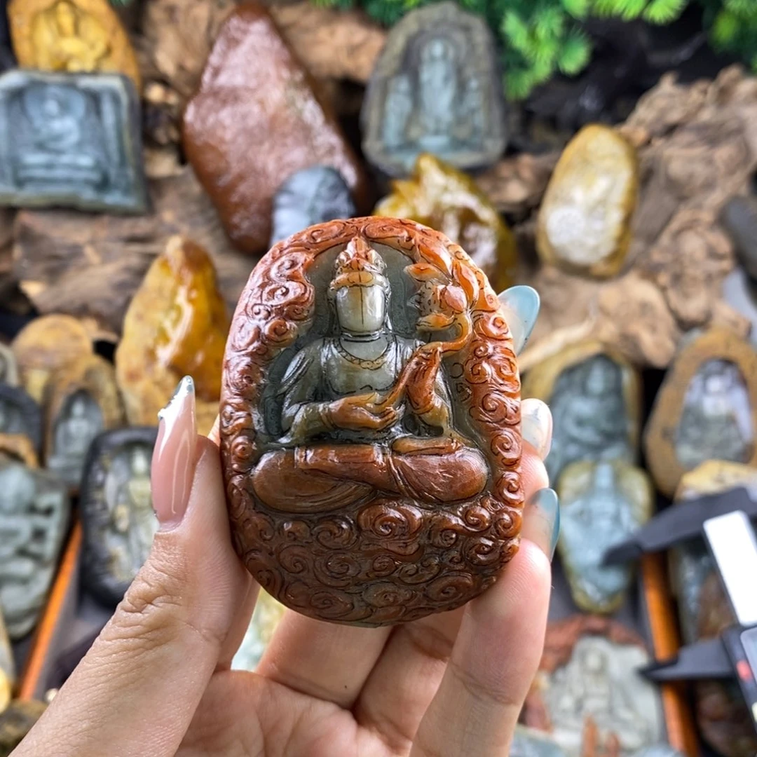 定制翡翠未镶嵌大势至菩萨