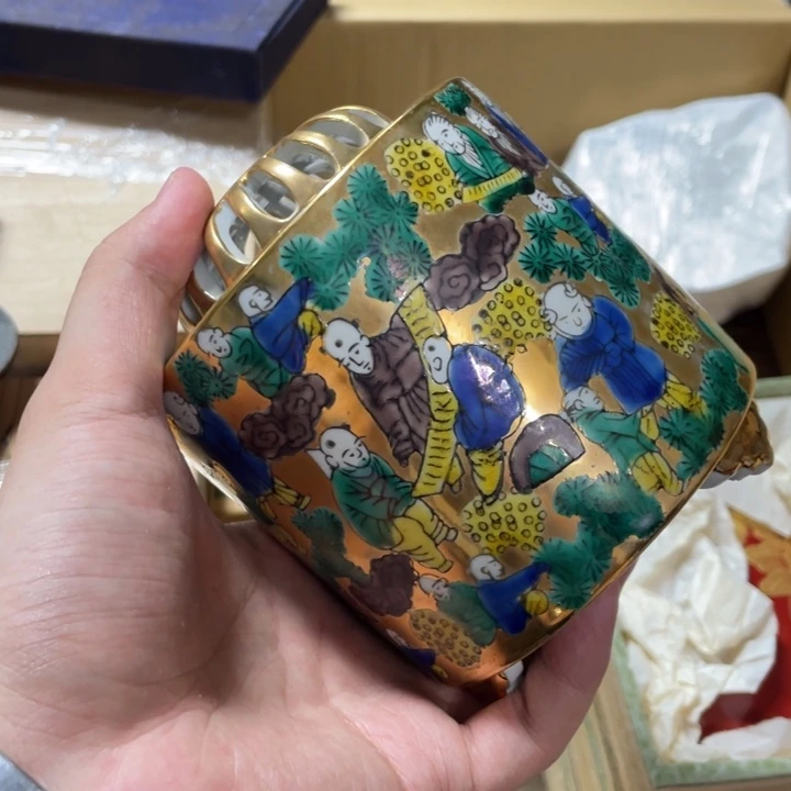 勋*瓷器制作工艺精湛