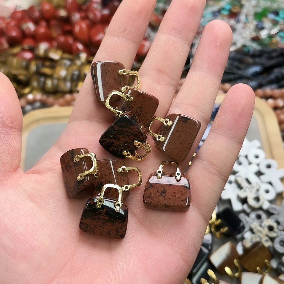 未镶嵌玛瑙/玉髓珠宝半成品金天鹅包包一颗