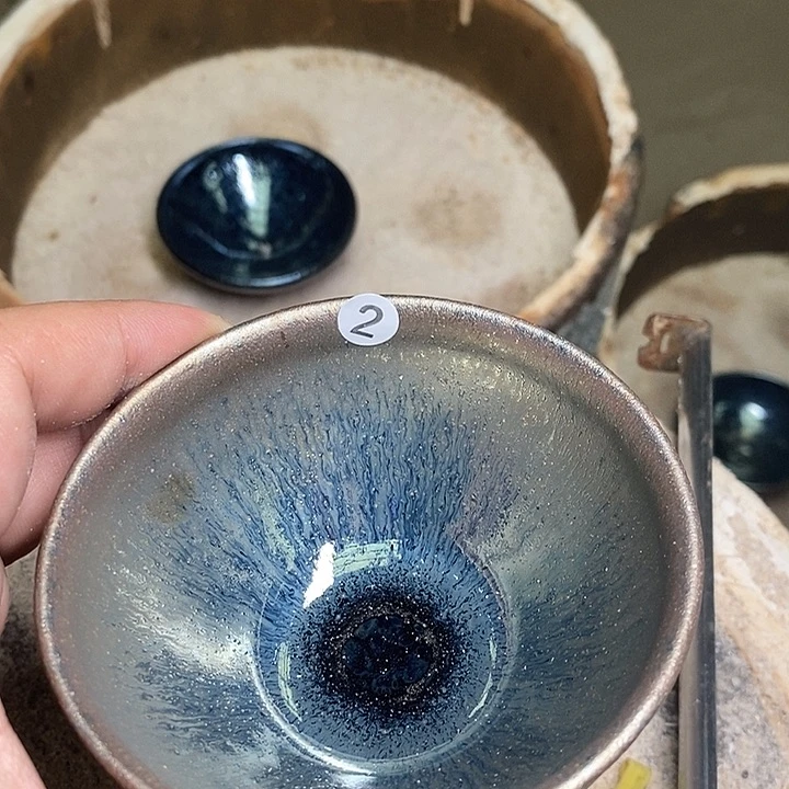 茶盏龙窑柴烧瑕疵粘釉