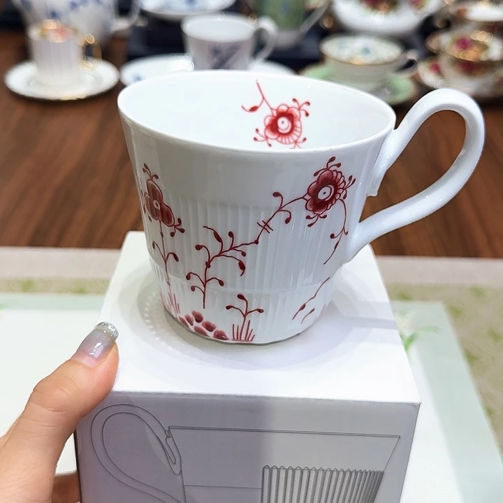瓷片杯子杯子杯子水杯杯子
