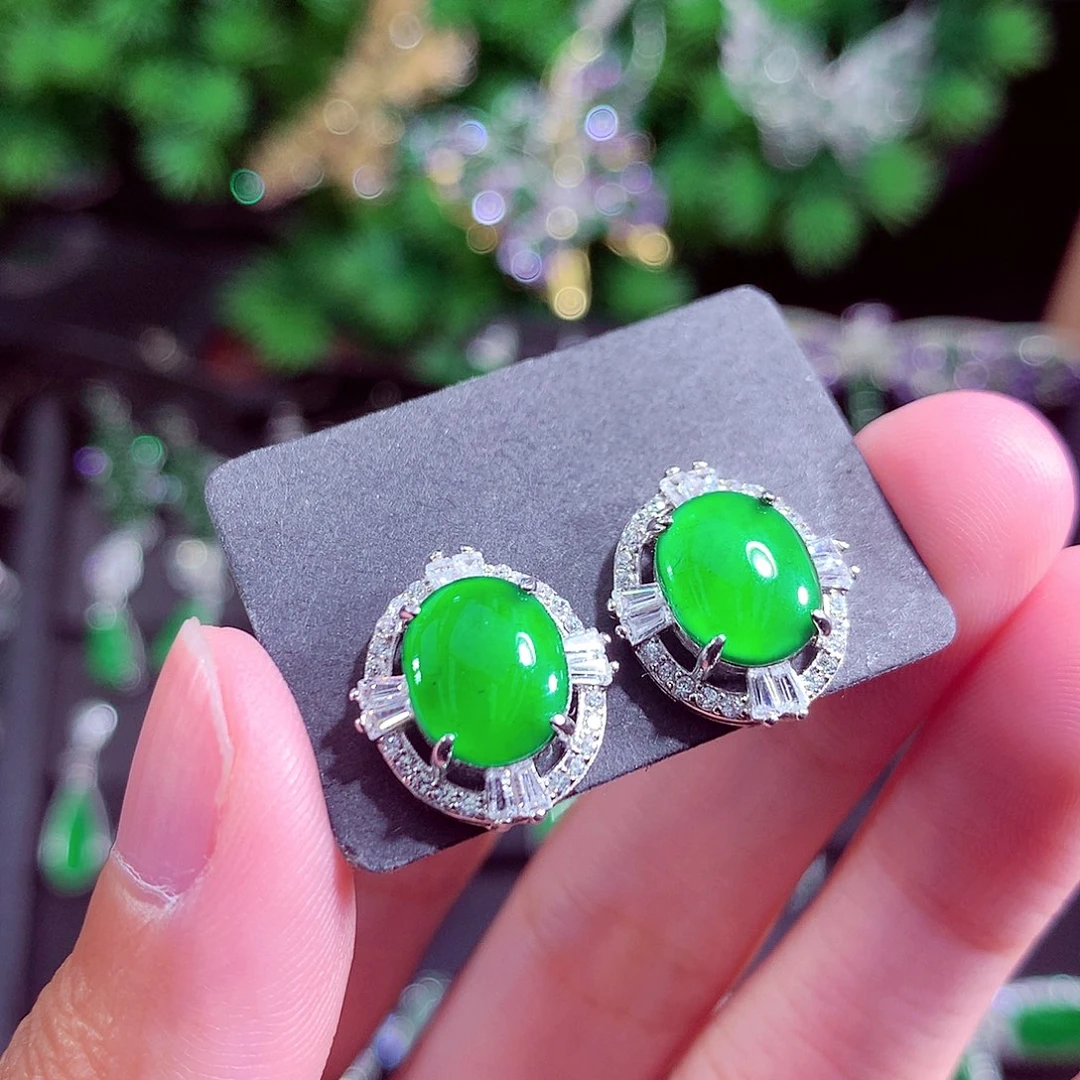 颈饰未镶嵌翡翠天然