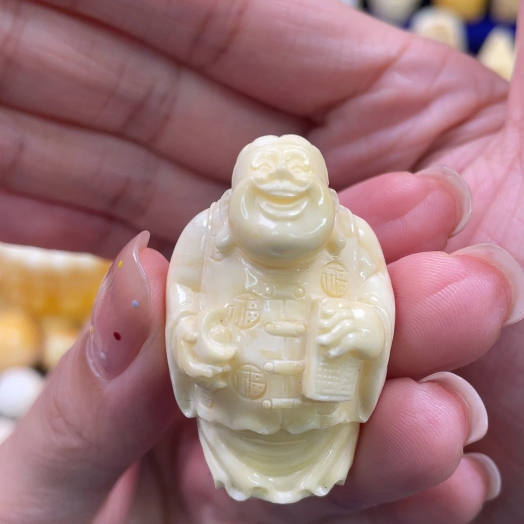 裸石蜜蜡未镶嵌琥珀蜜蜡雕刻件