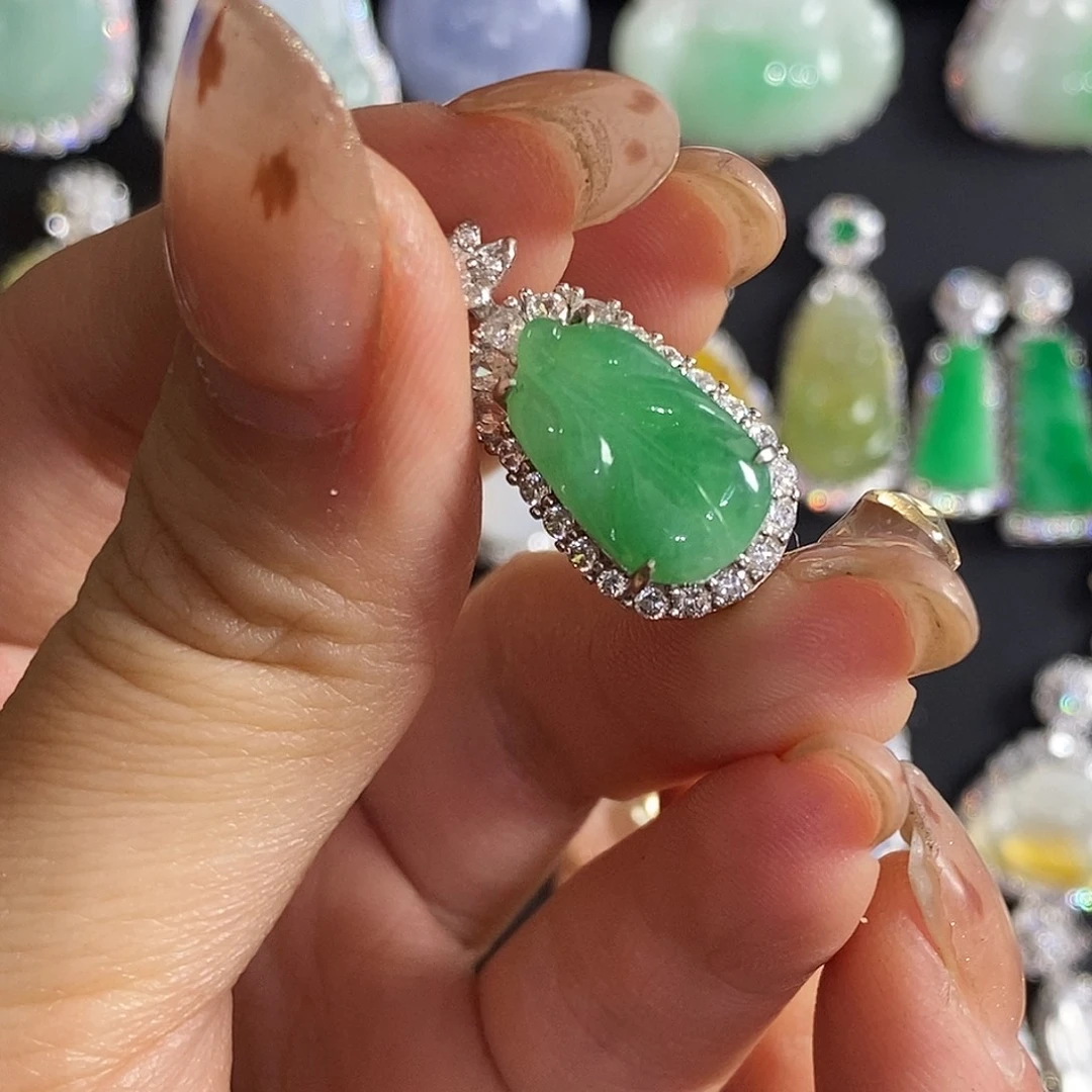 翡翠银S925镶嵌颈饰天然翡翠