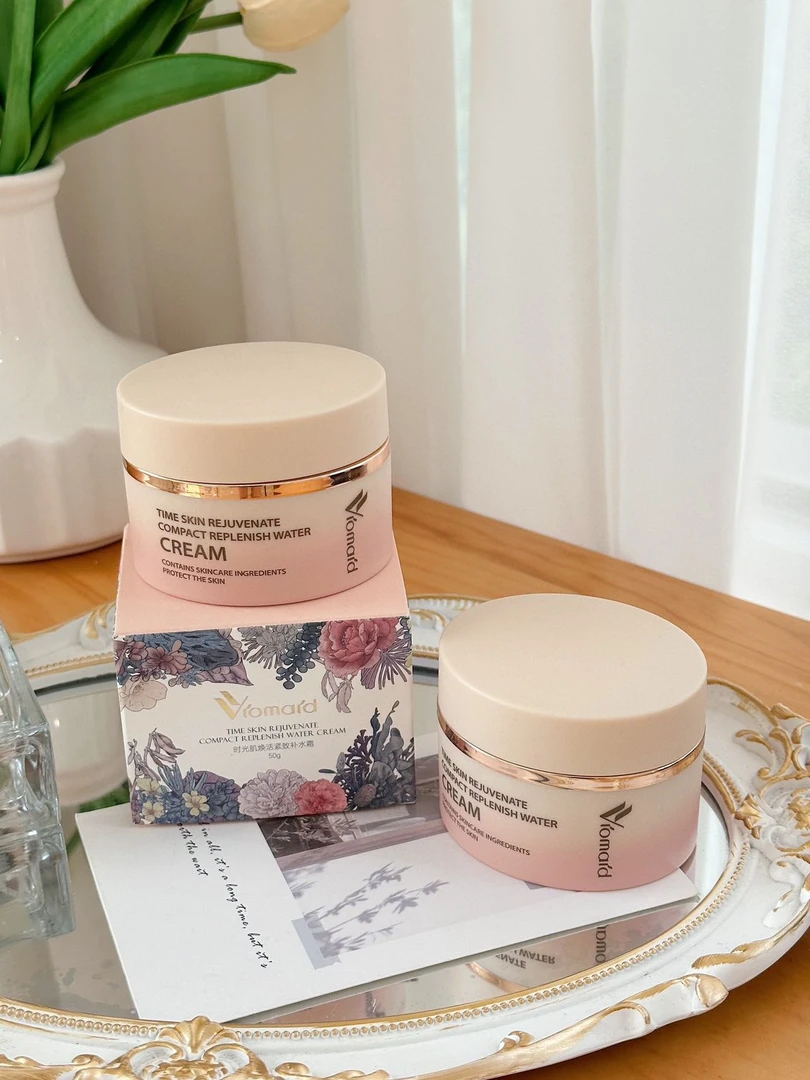 紫云妃时光肌焕活紧致补水霜