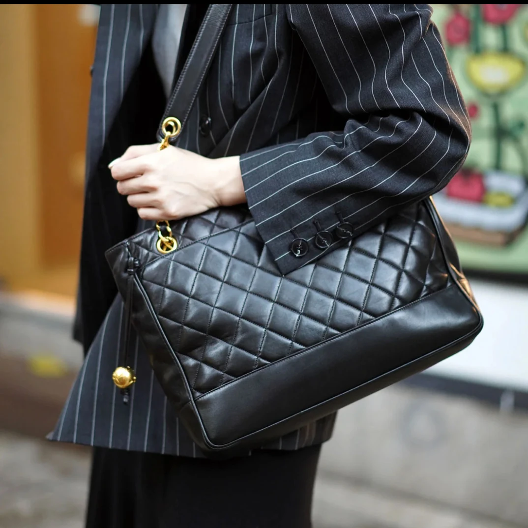 95新 Chanel/香奈儿 95新奶粉金球托特