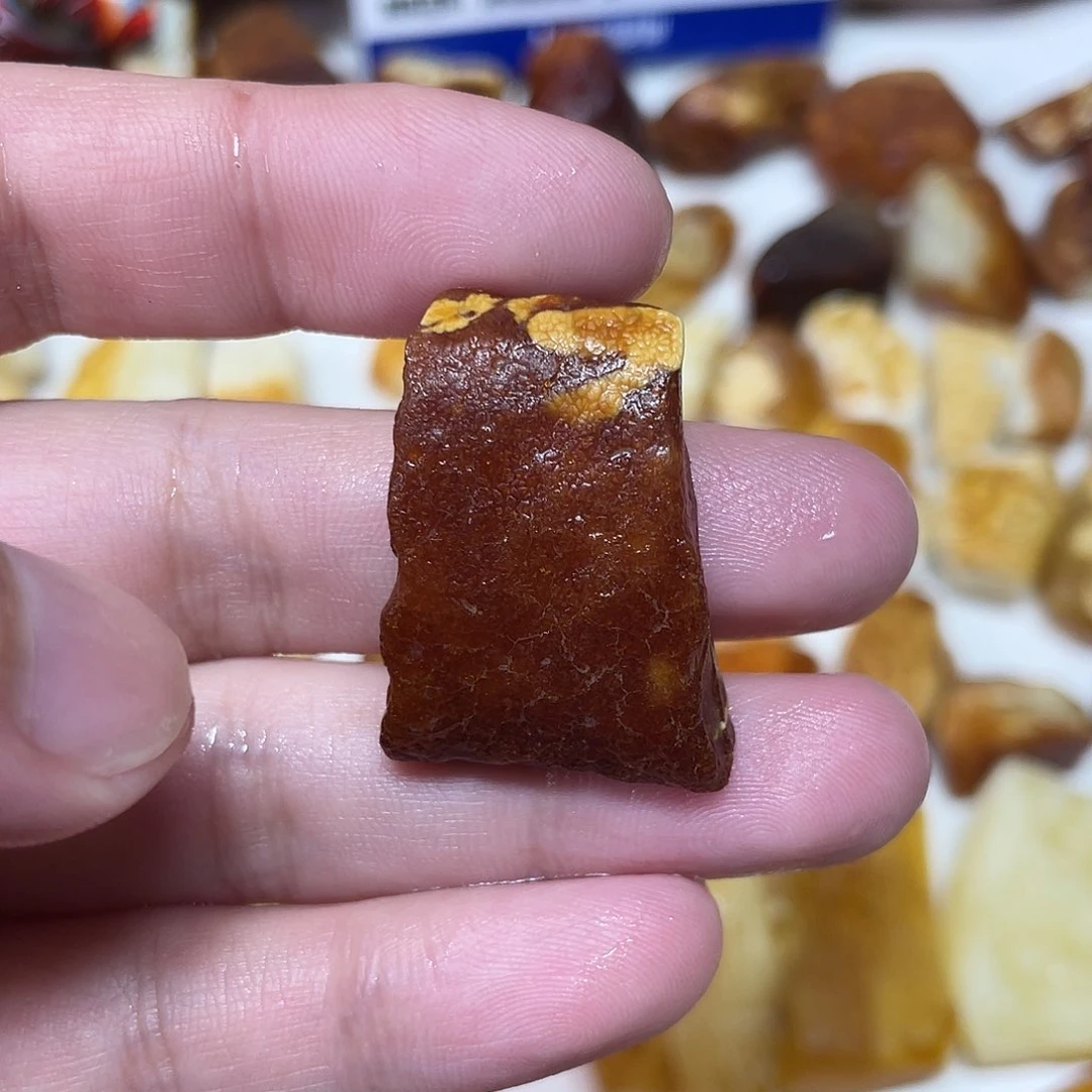 定制琥珀未镶嵌原矿琥珀