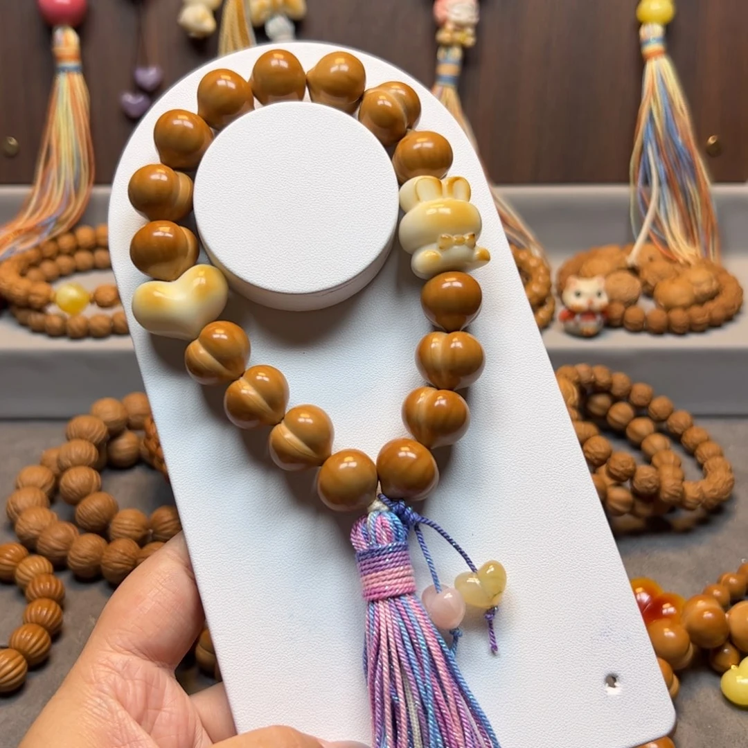 手串猴头核桃17.5屁桃