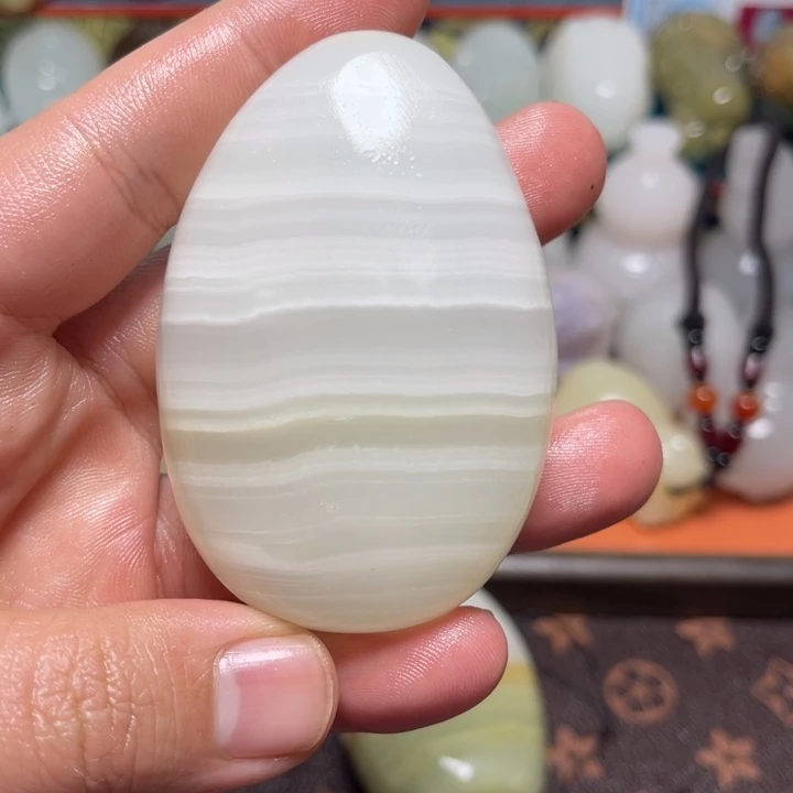 石材天然方解石手把件不退换