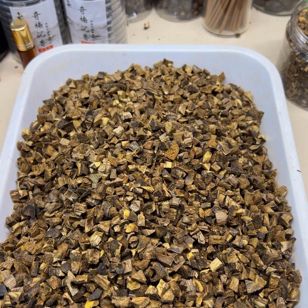 沉香碎屑沉香乌身圆叶米粒200克