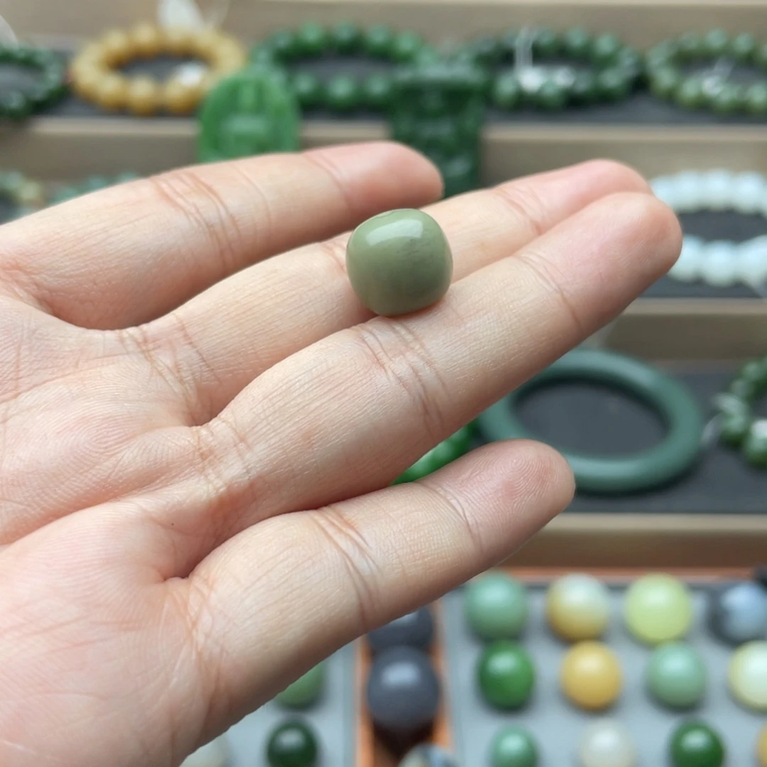 和田玉未镶嵌手链12