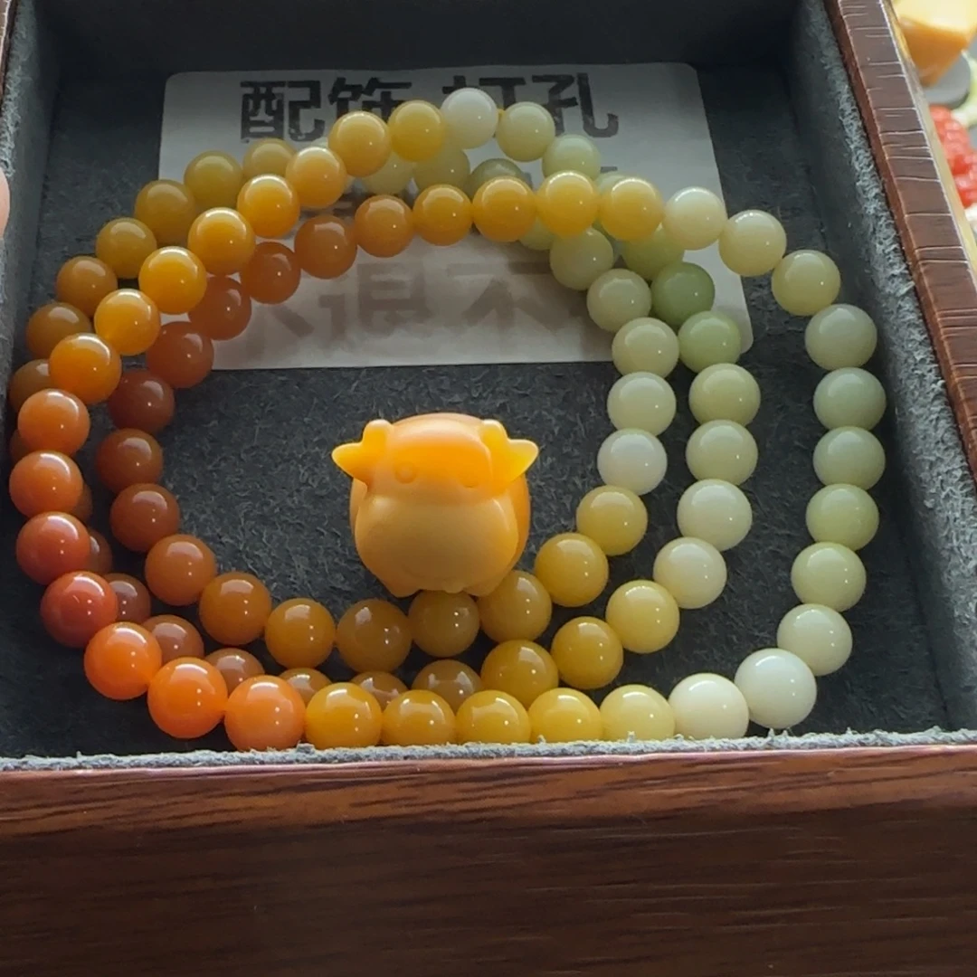 修***石英质玉（缅黄）未镶嵌手串