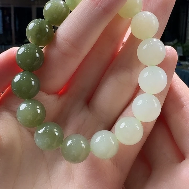 和田玉未镶嵌手串