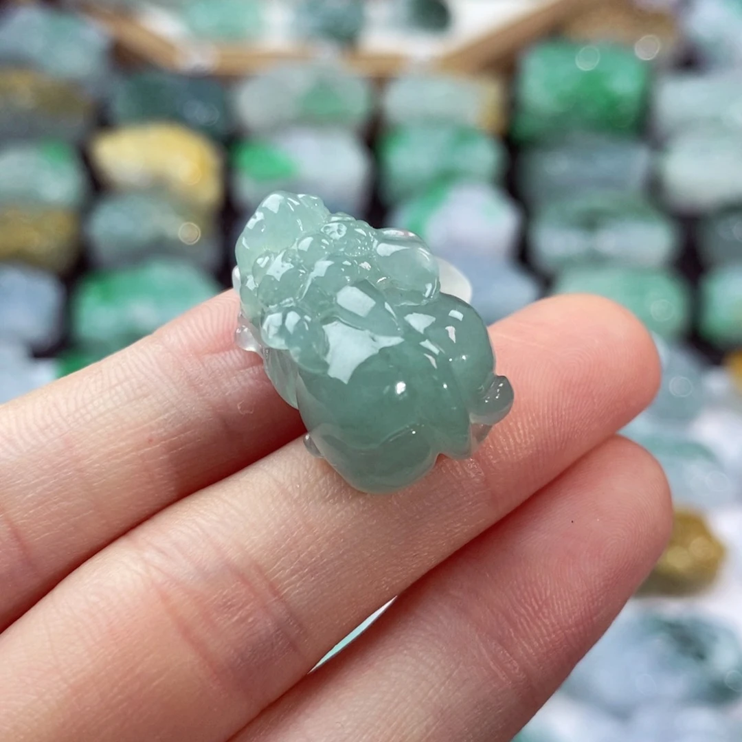 翡翠未镶嵌颈饰天然