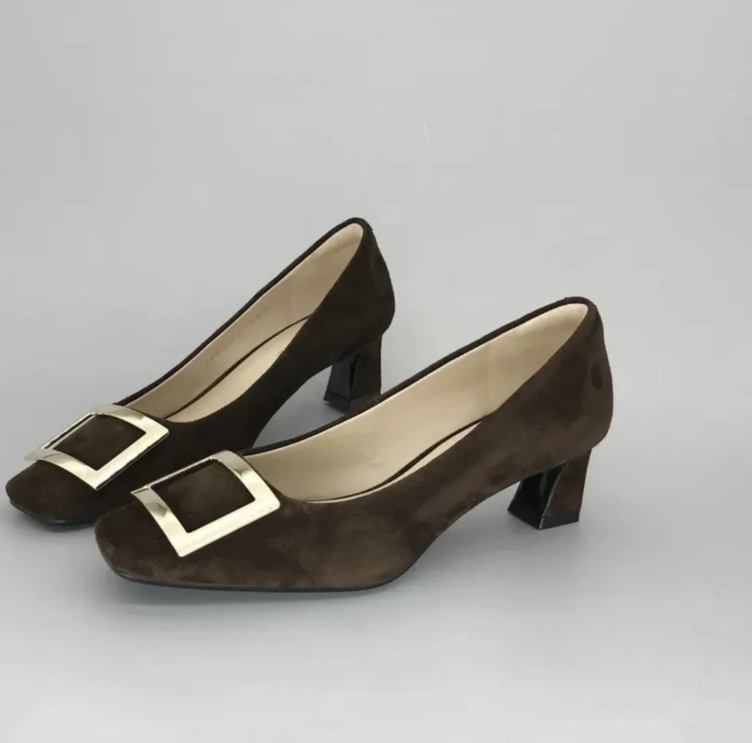 YURONGBIN【名古屋】香港公司订制翻面绒方头粗跟百搭经典低跟鞋