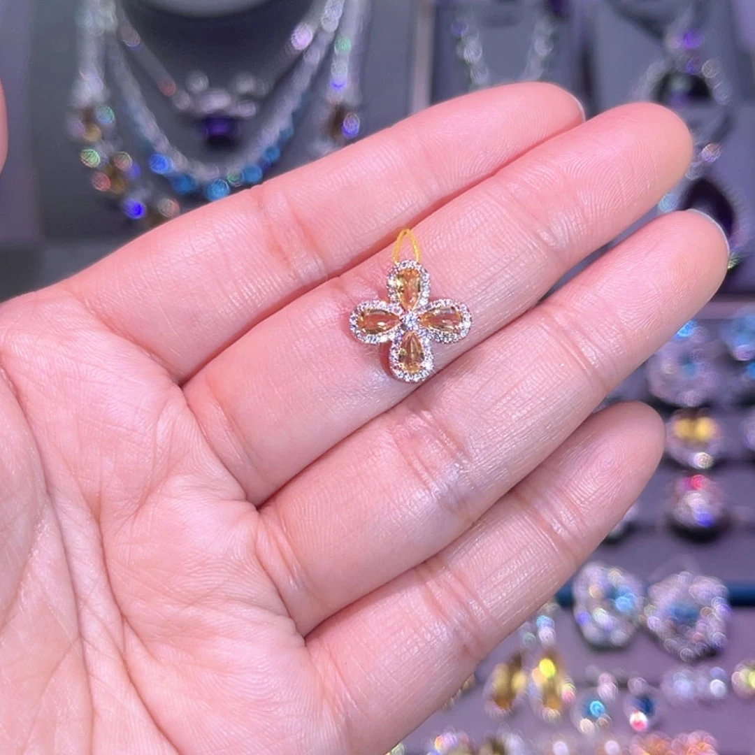 【闪购商品】黄晶吊坠(赠链)银S925镶嵌