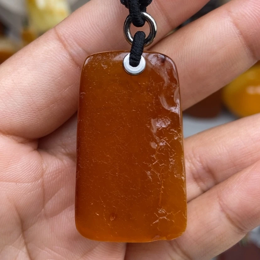 【闪购商品】琥珀颈饰未镶嵌