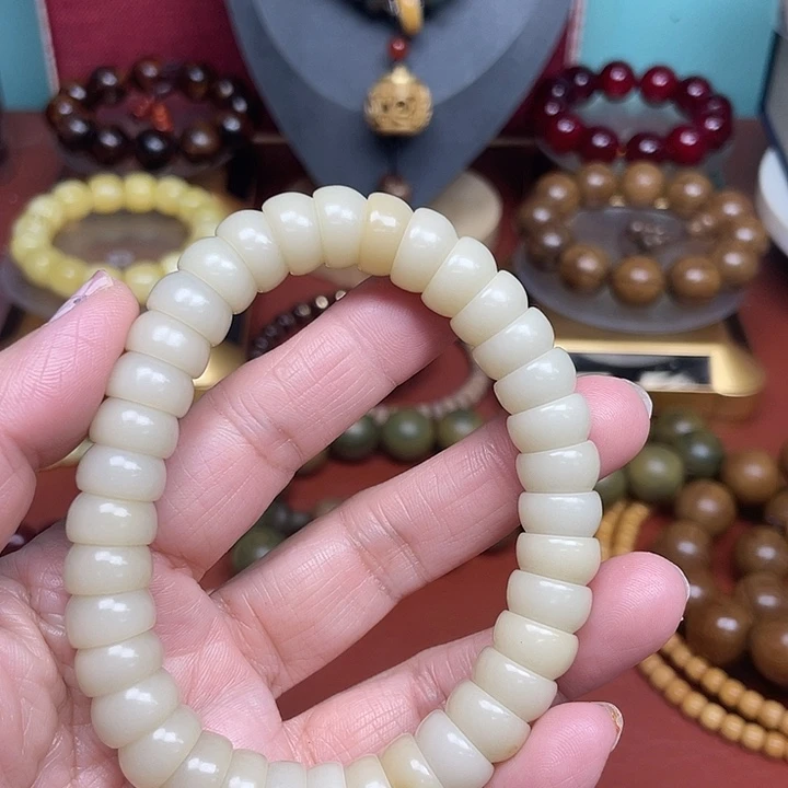 白玉菩提吊坠110000000