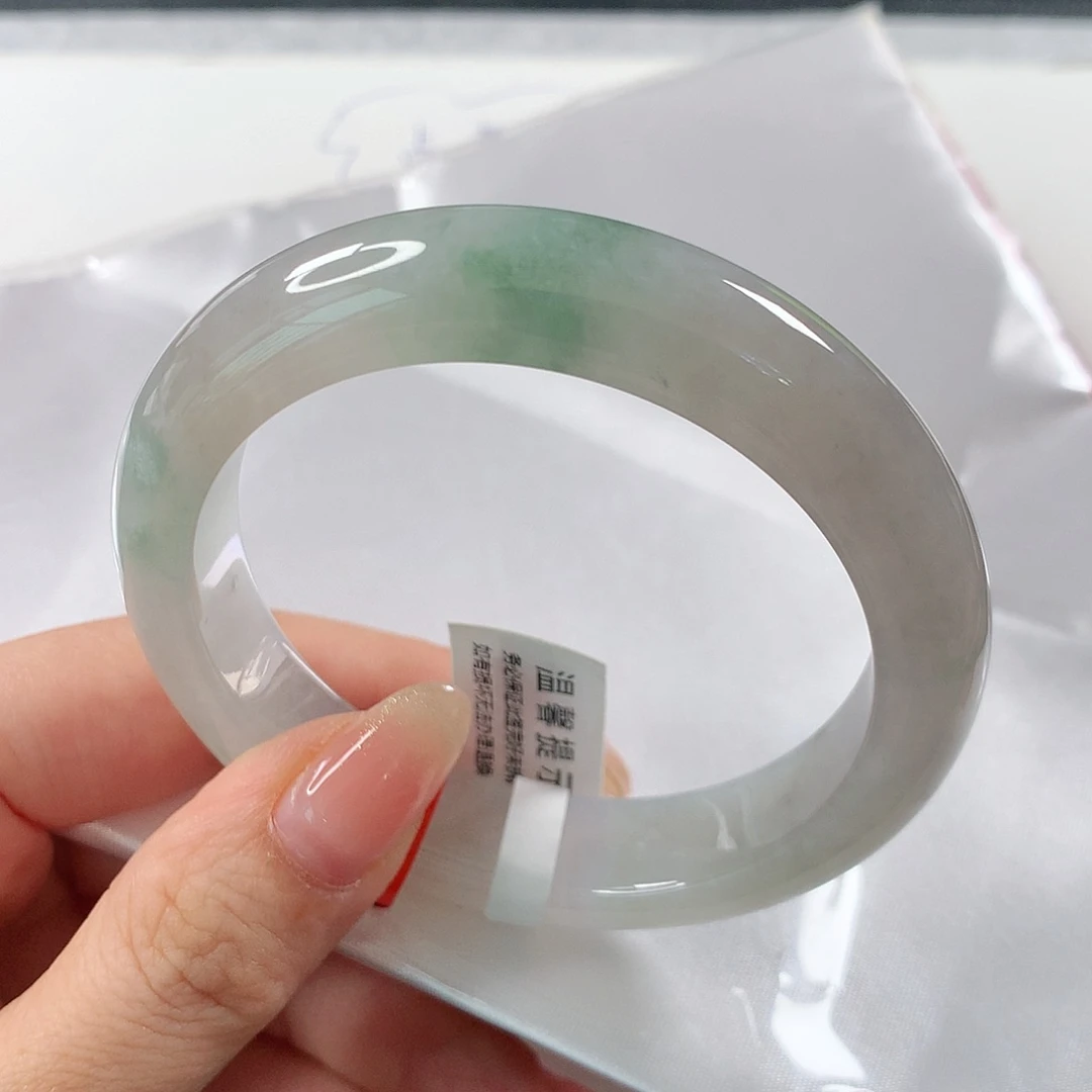 翡翠手镯未镶嵌 正圈清货⭐