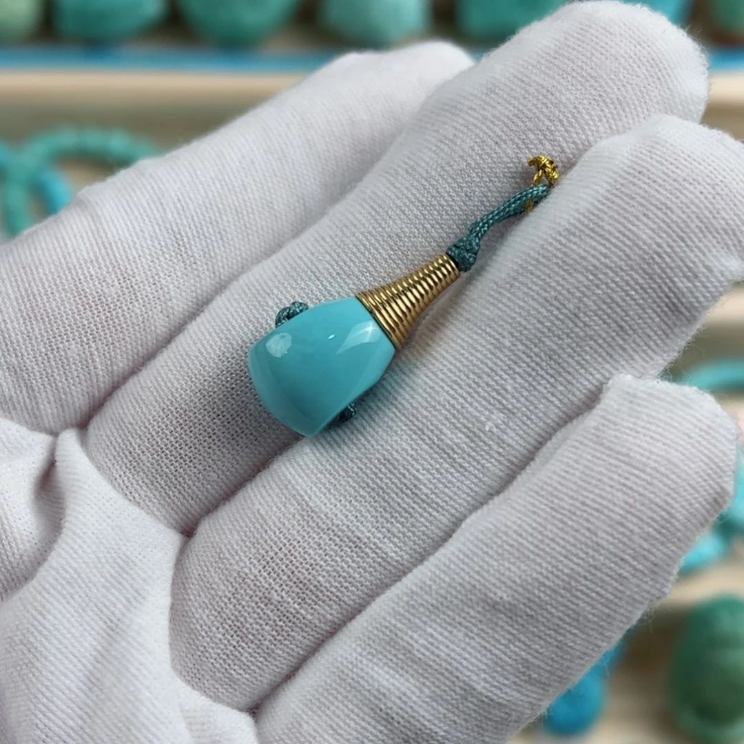 18K金镶嵌绿松石配饰