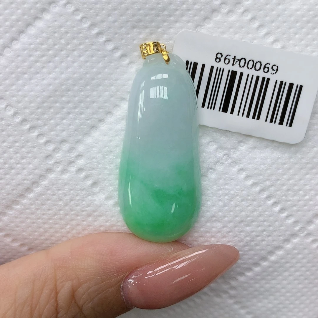 颈饰18K金镶嵌翡翠